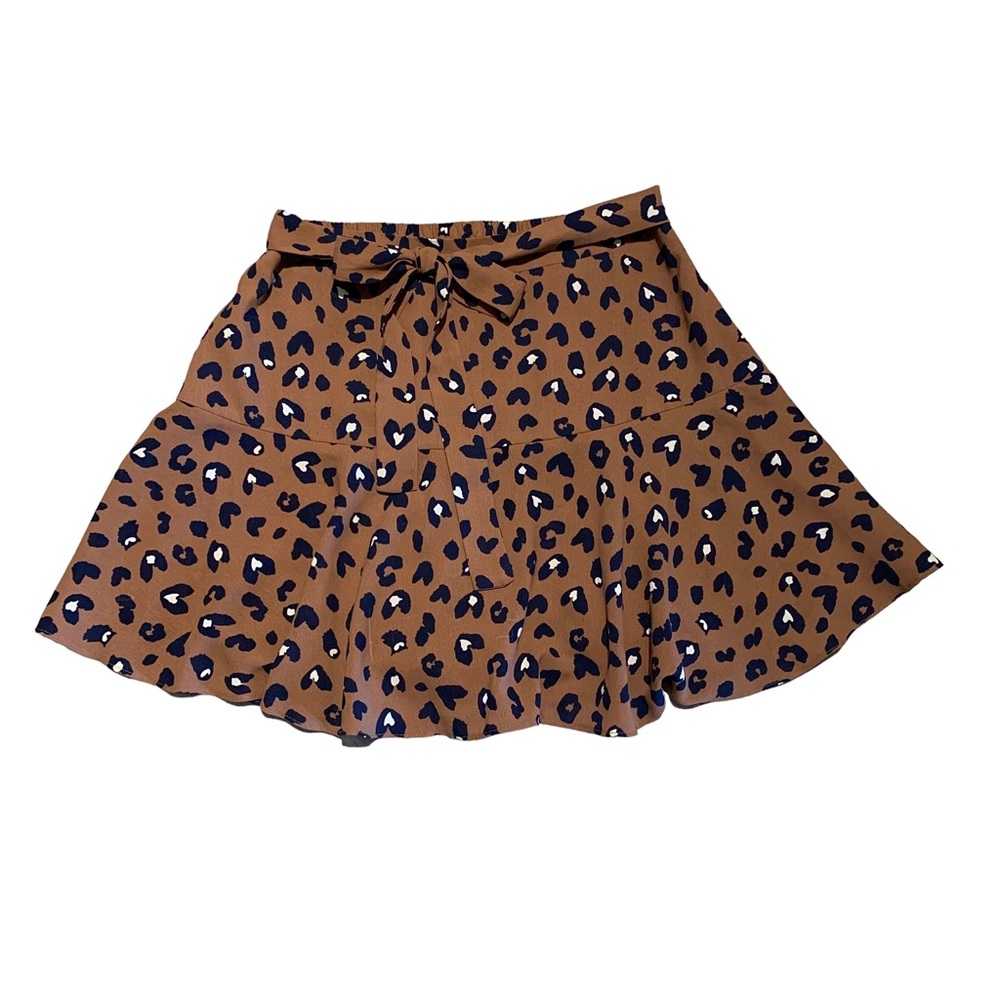 Vestique Leopard Skort Size M